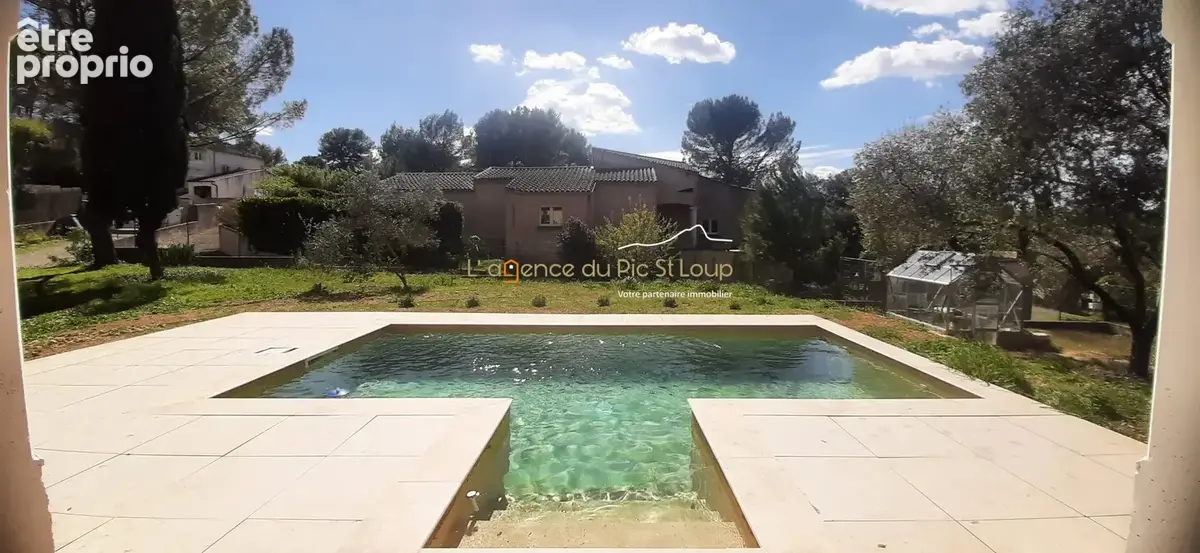 Maison 125 m² à Saint-Hilaire-De-Beauvoir  - photo 4