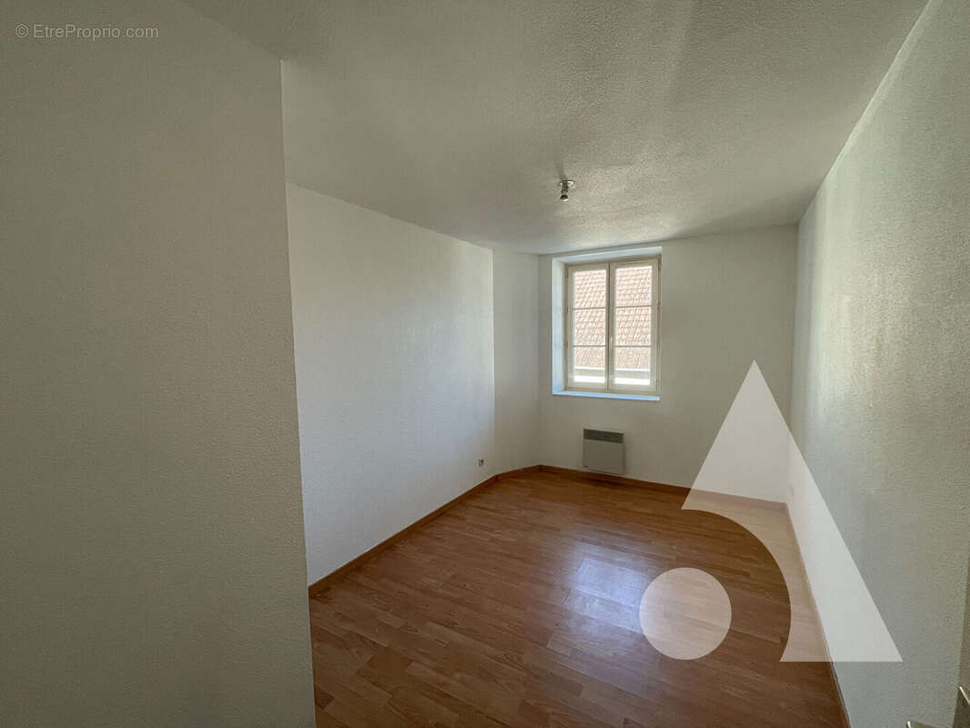 Appartement à CHATENOIS