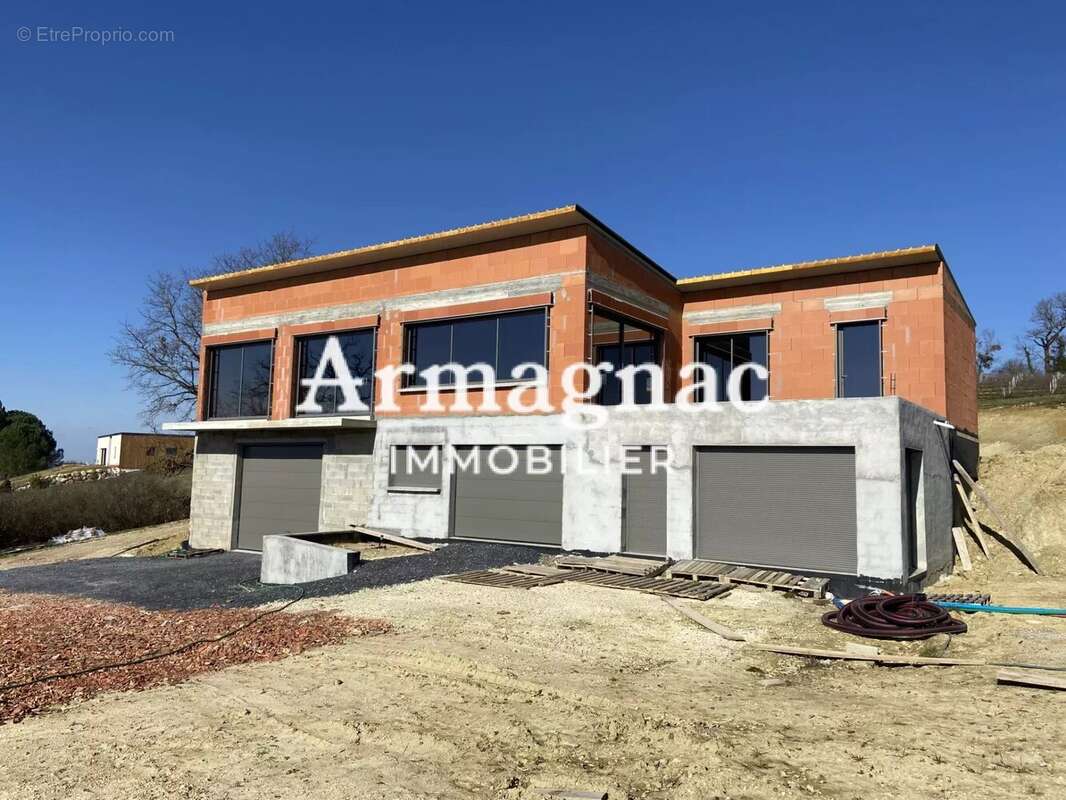 Maison à LAGRAULET-DU-GERS