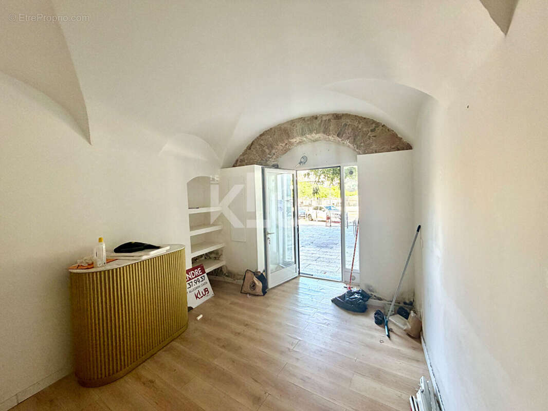Local commercial Bastia centre - photo 4