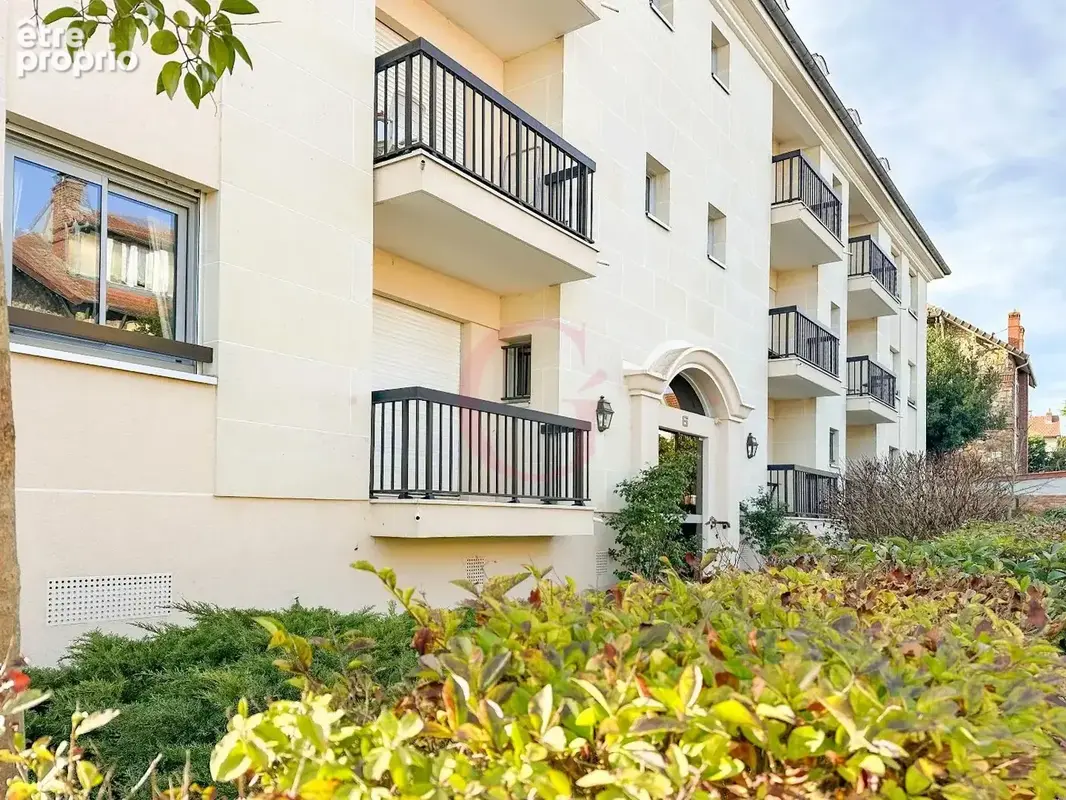 Appartement 8 pièces 181 m² à vendre à Bourg-La-Reine (92340) - photo 2