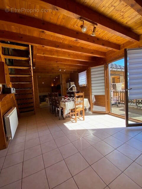 Maison à LE CHATEL