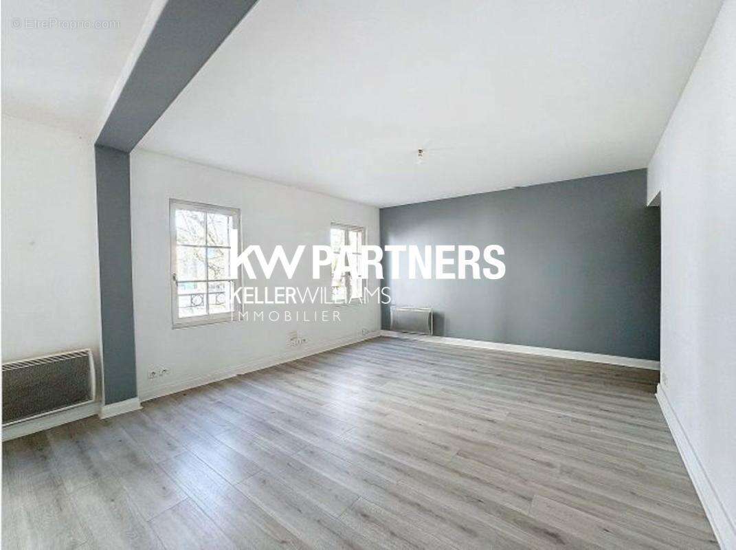 VENTE Appartement 57 m²  2 p - TOURS - photo 2