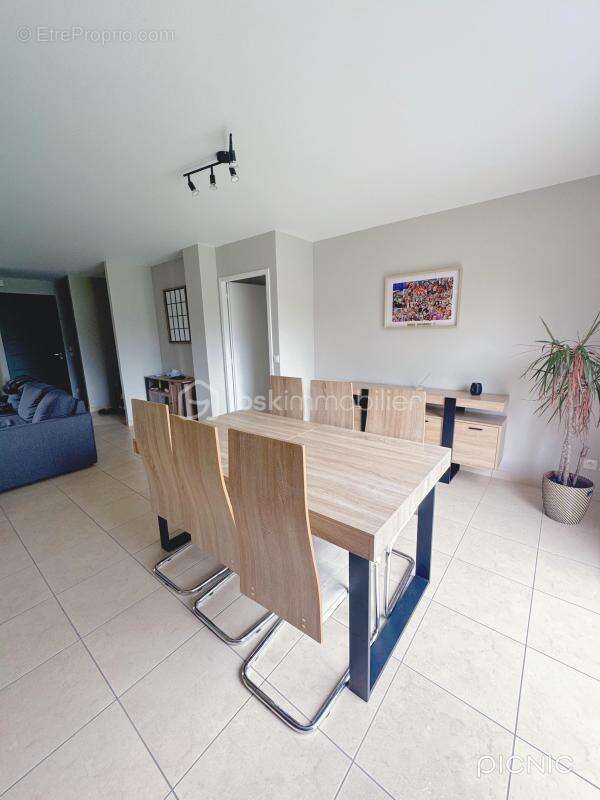 Jolie maison de construction traditionnelle de 2015 - photo 9