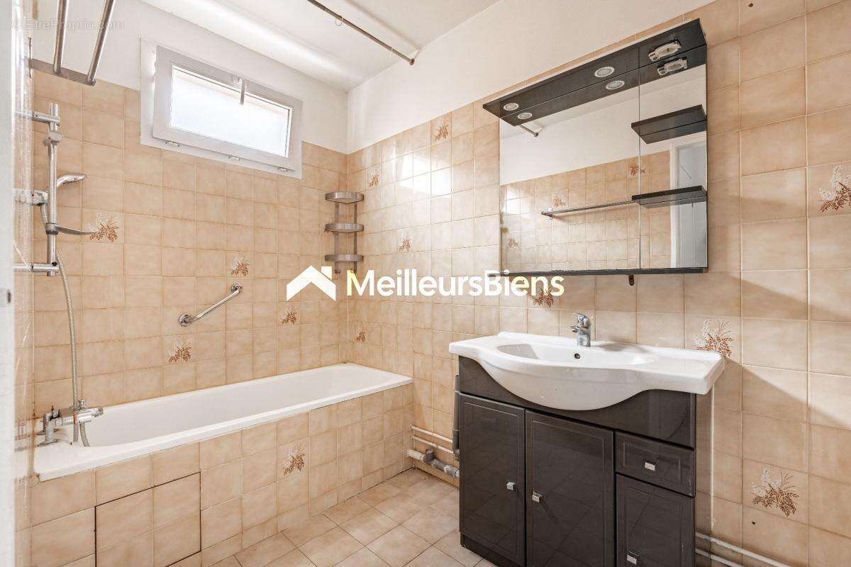 Appartement à AULNAY-SOUS-BOIS