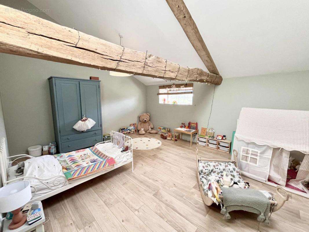 Maison à SAINT-MARTIN-L'ARS