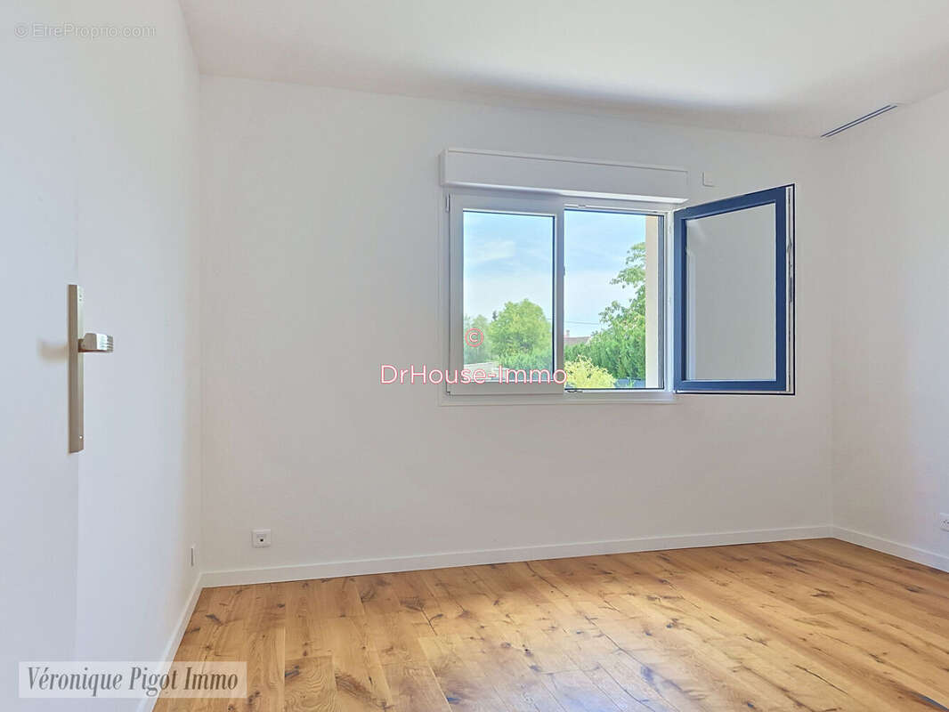 Maison 178 m² à Boissy-Sans-Avoir  - photo 17