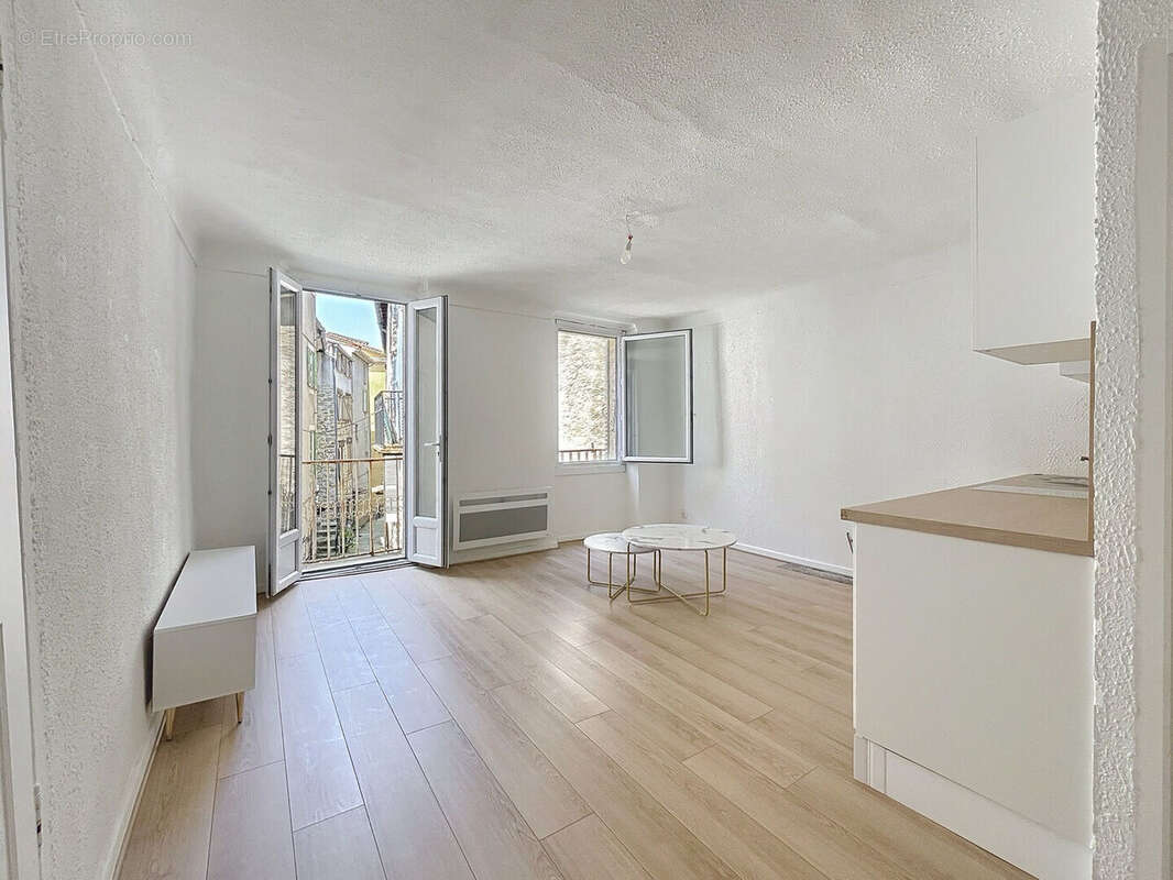 Appartement à VILLARS-SUR-VAR