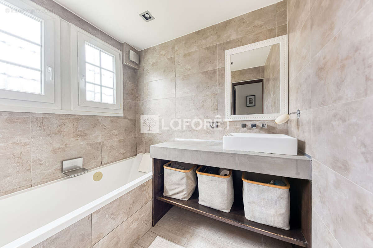 Maison à ROISSY-EN-BRIE