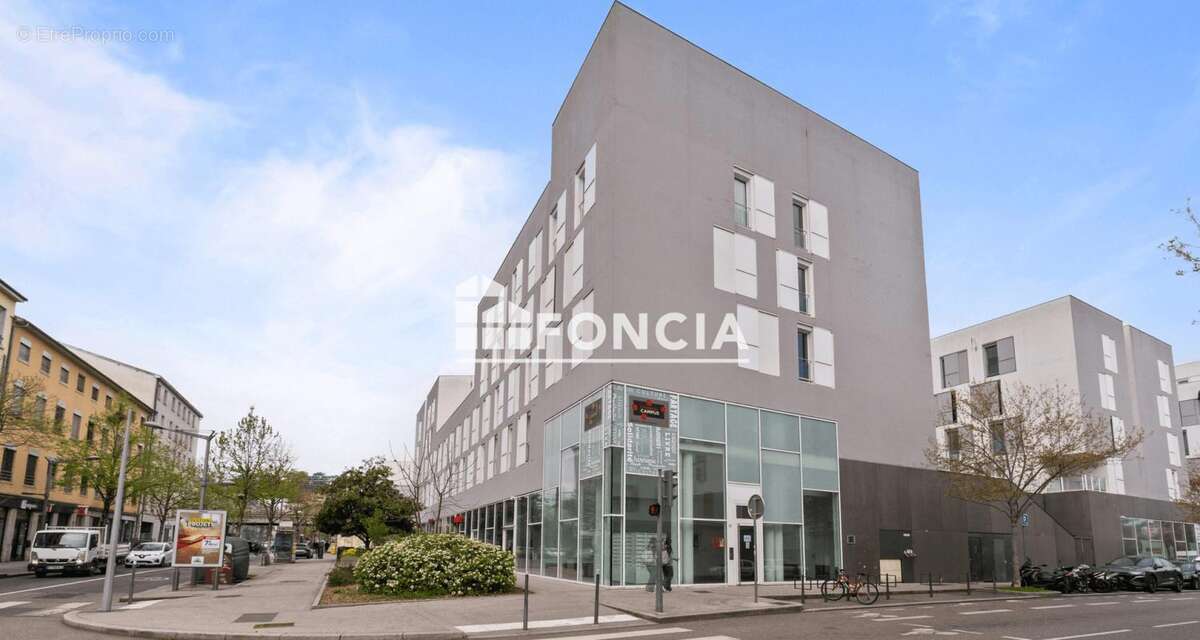 Appartement à LYON-9E
