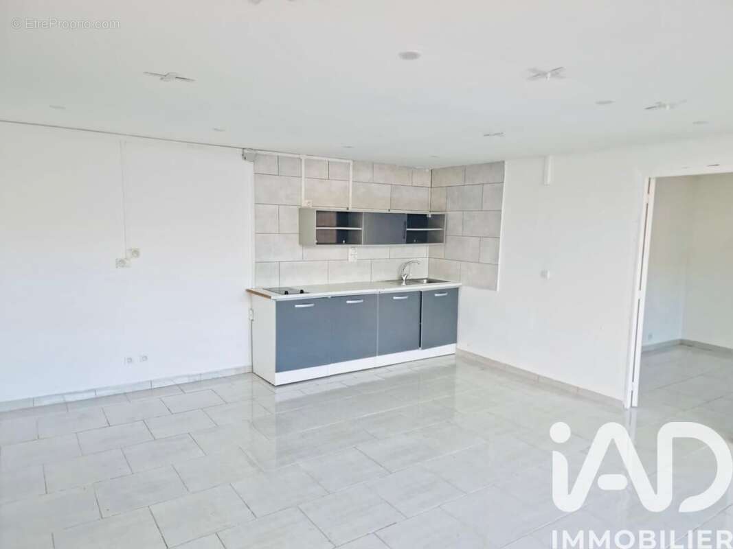 Photo 3 - Maison à L'ETANG-SALE