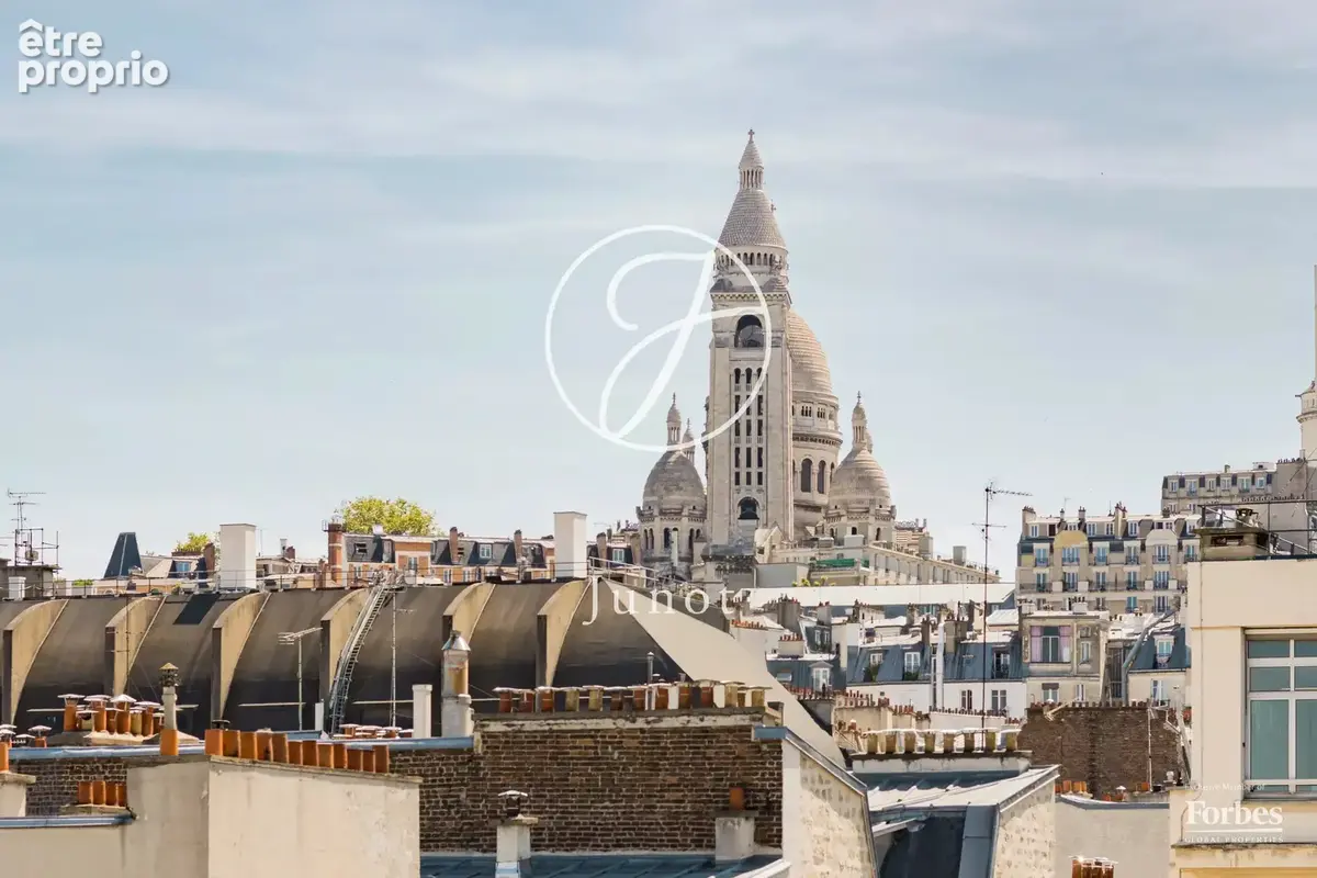 Appartement à PARIS-18E