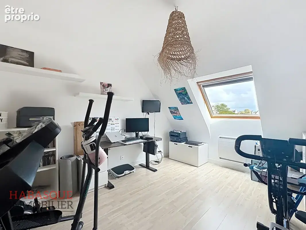 Maison entièrement rénovée à Lesneven - photo 10