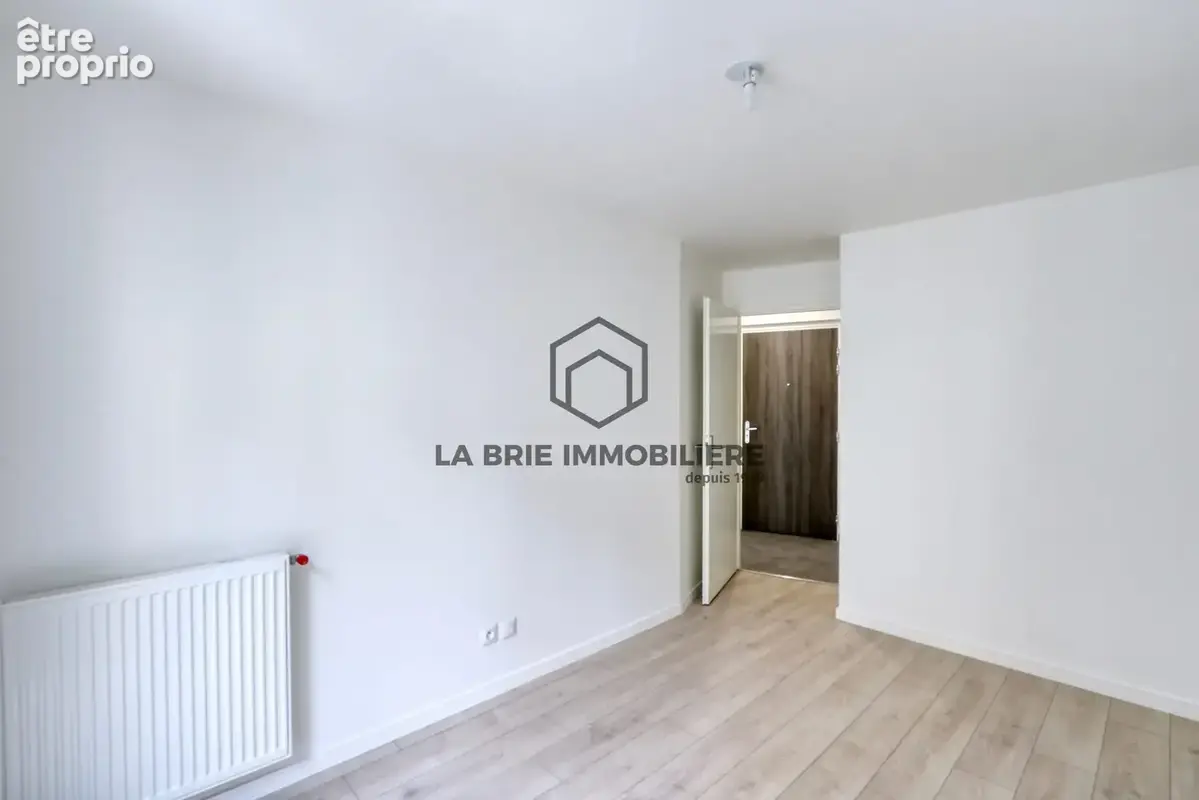 Appartement 4 pièces 76 m² à vendre à Villiers-Sur-Marne (94350) - photo 5