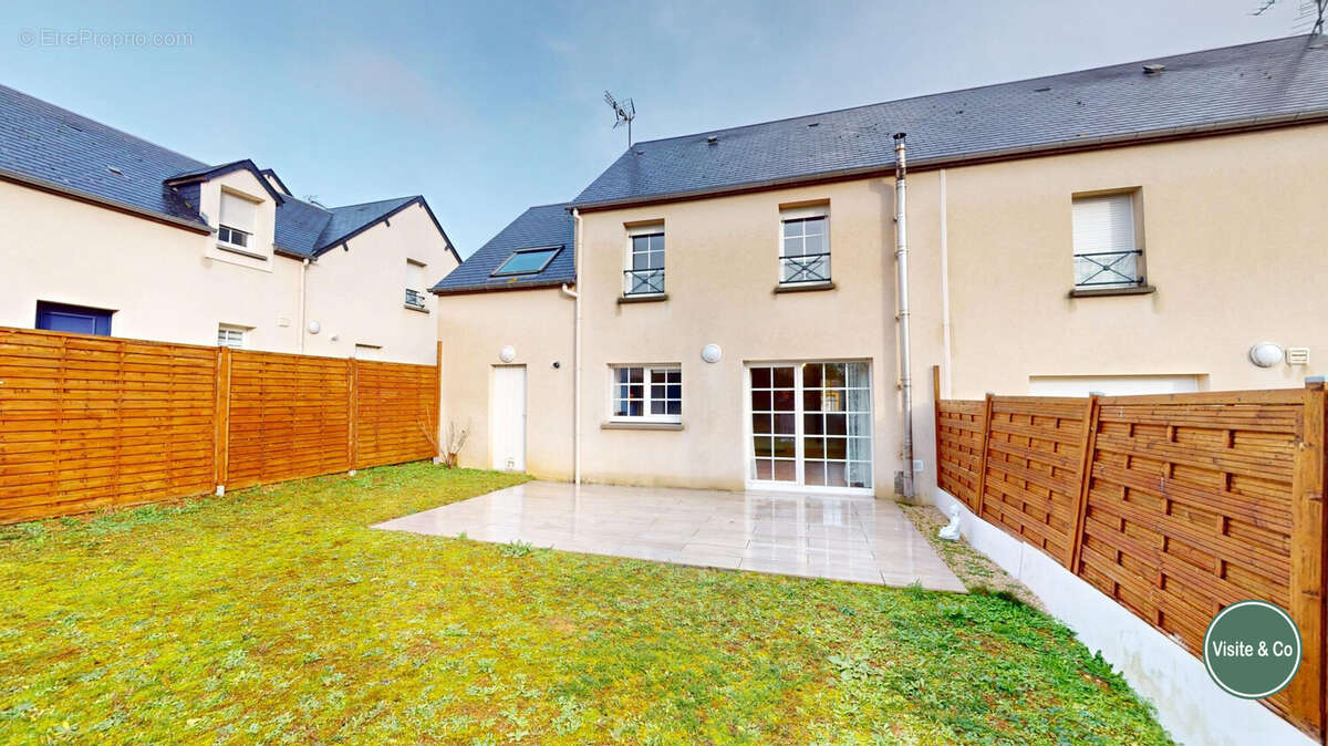 Maison à LAIZE-LA-VILLE