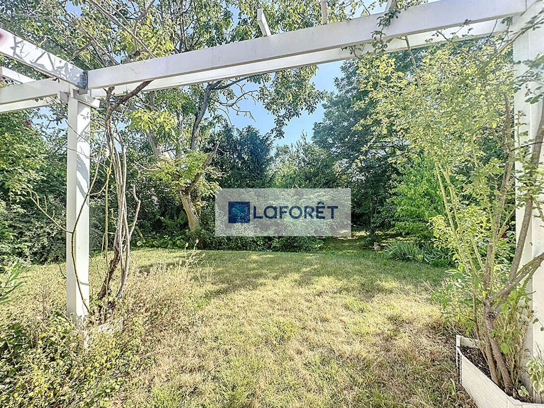 Maison à SARTROUVILLE