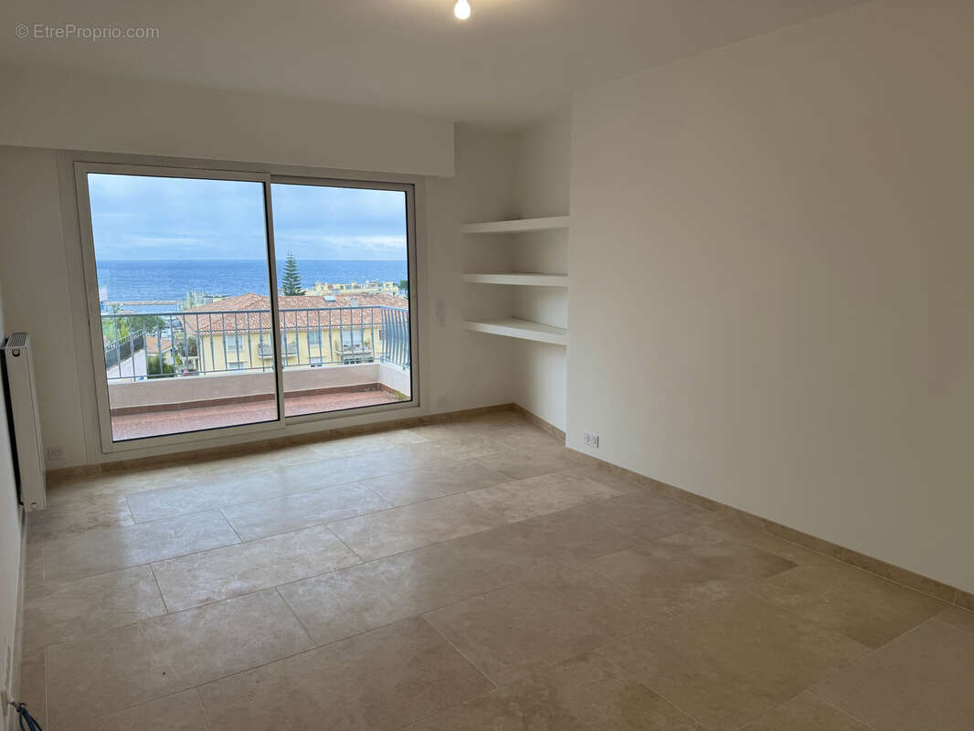 Appartement à BEAULIEU-SUR-MER