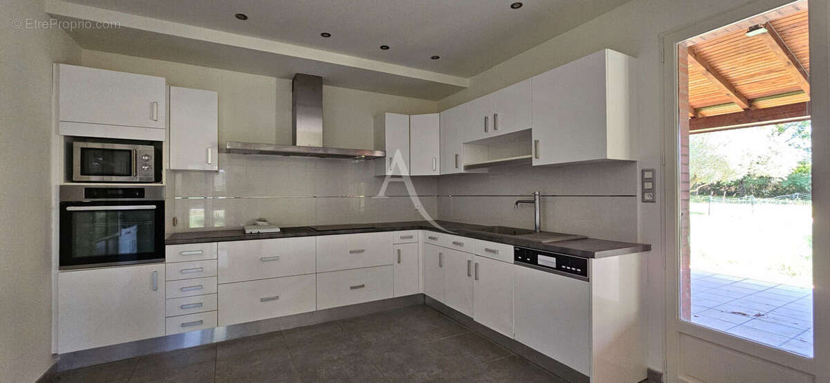 Maison à CASTELMAUROU