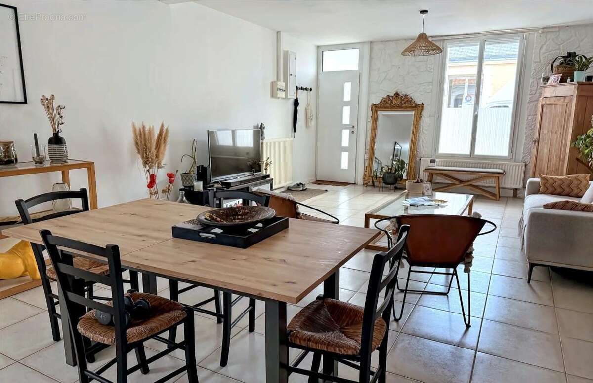Maison de ville 78 m2   Quartier Saint-Michel - photo 2