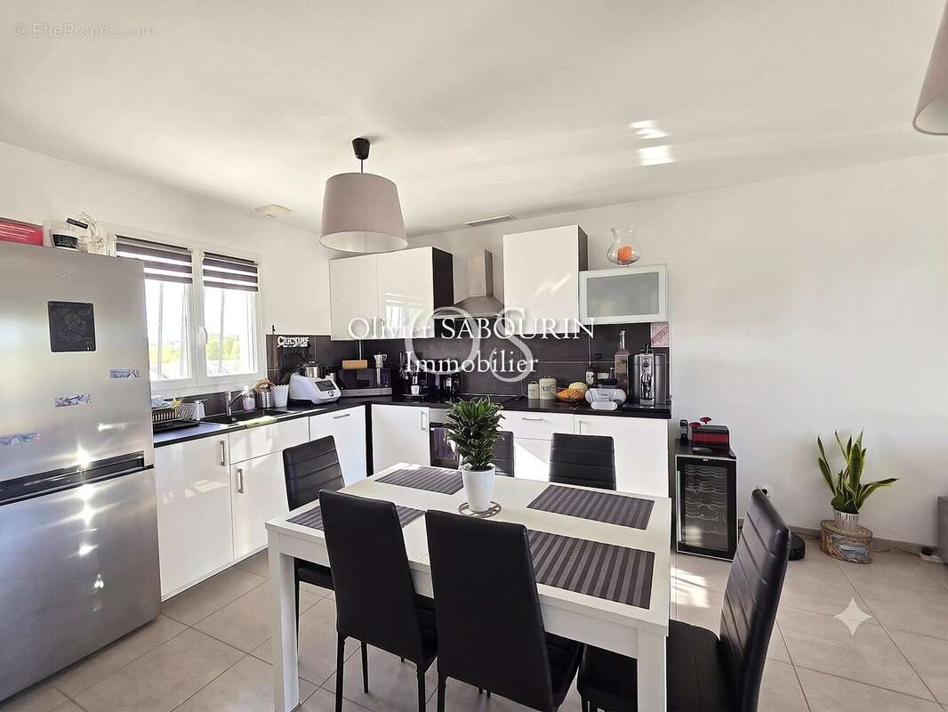 Maison à ROQUEBRUNE-SUR-ARGENS