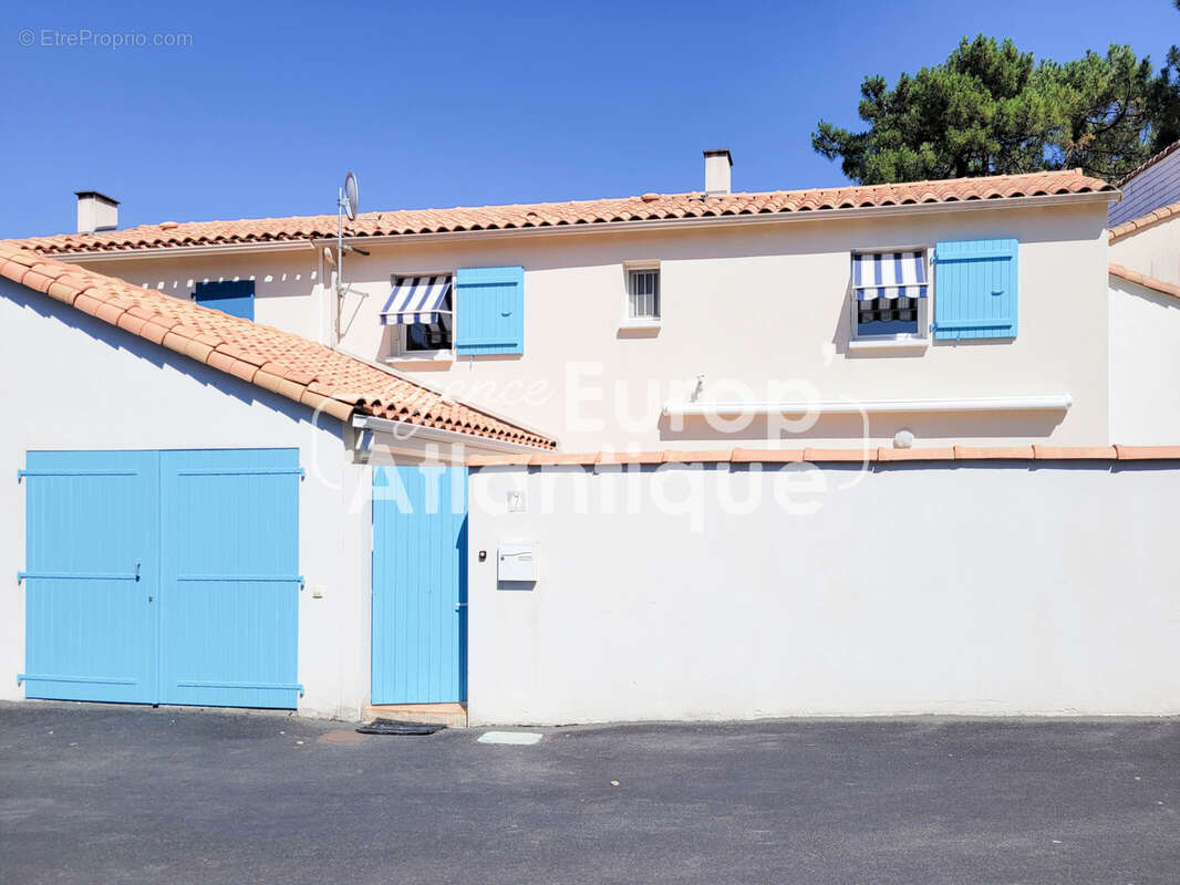 Maison à LES MATHES