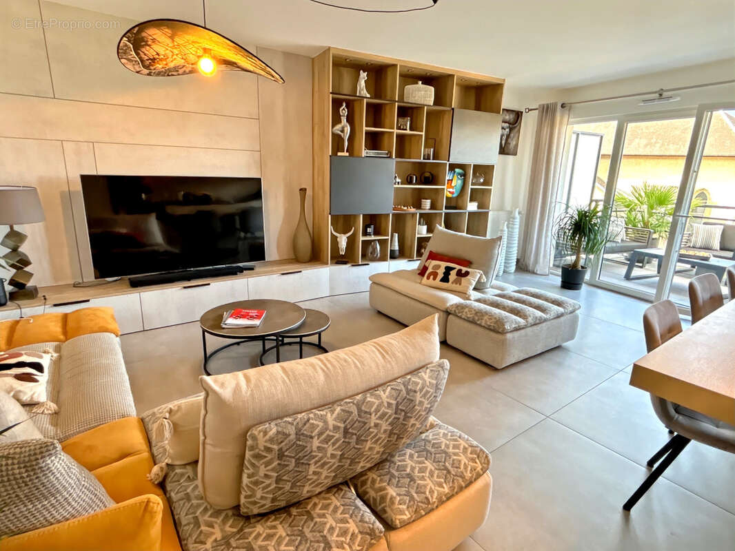 Appartement à VOGLANS