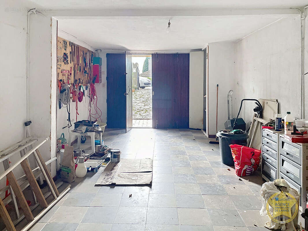 Maison à LES ANGLES