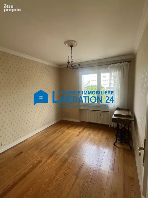 Appartement T3 de 74 m² à Saint-Étienne avec GARAGE + CAVE - photo 8