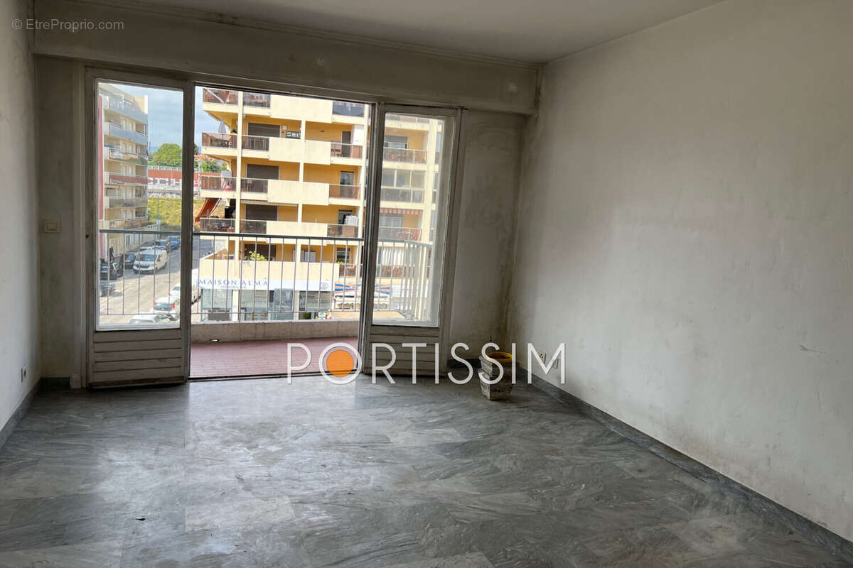 Appartement 28 m² à Cagnes-Sur-Mer  - photo 3