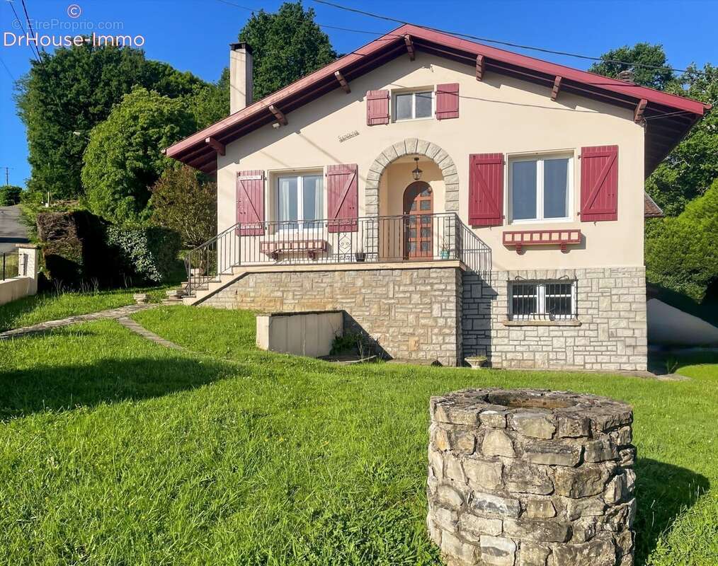 Maison à MOUGUERRE