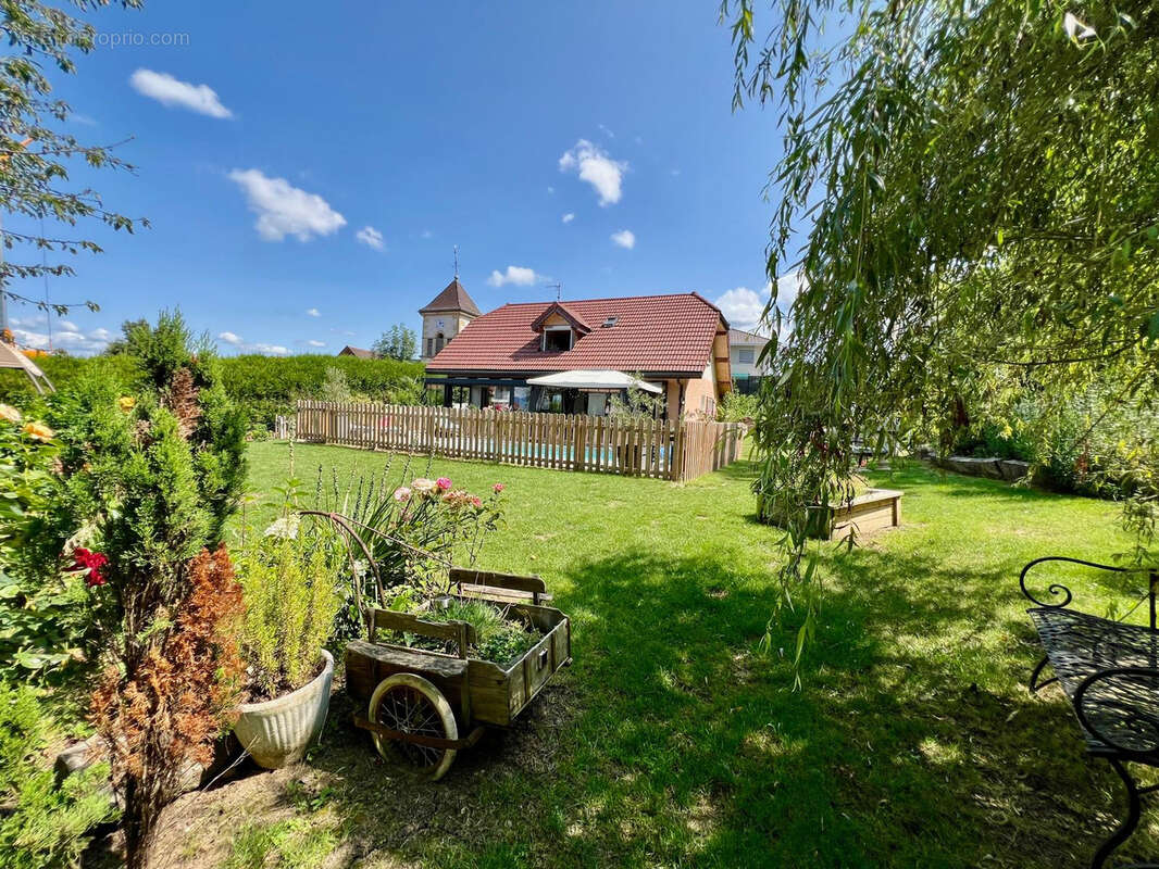 Maison de 180 m2 avec piscine - photo 16