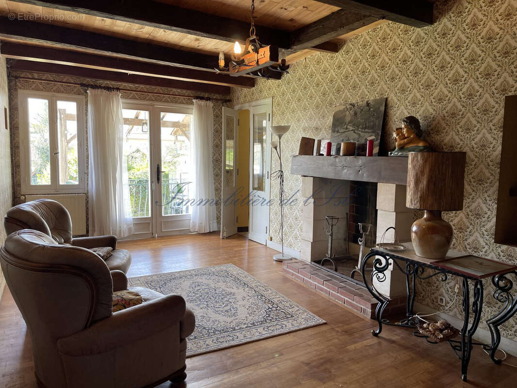 Maison à CHANTERAC
