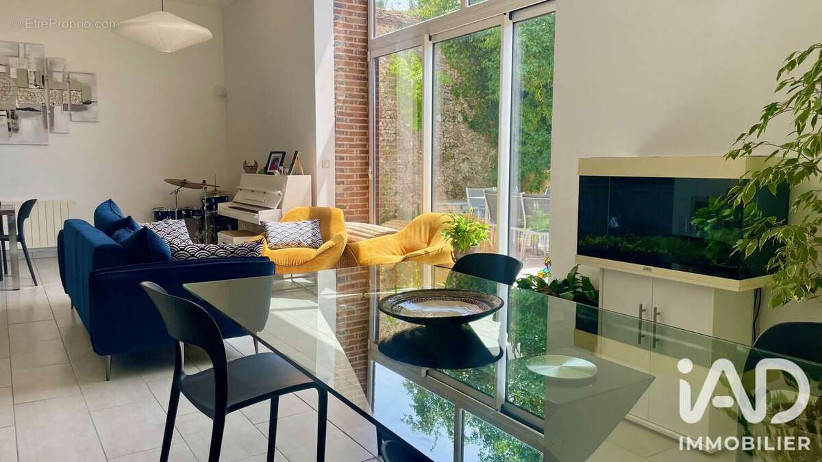 Maison 170 m² à Perceneige  - photo 2