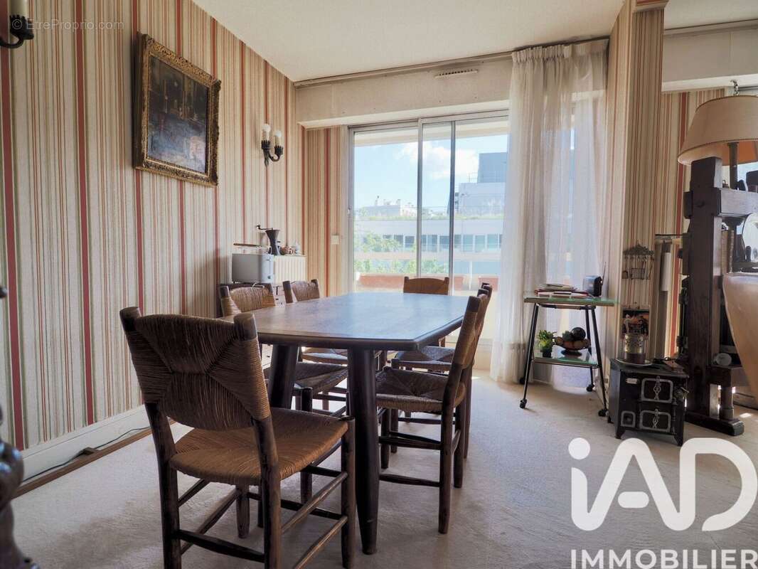 Photo 4 - Appartement à PARIS-15E