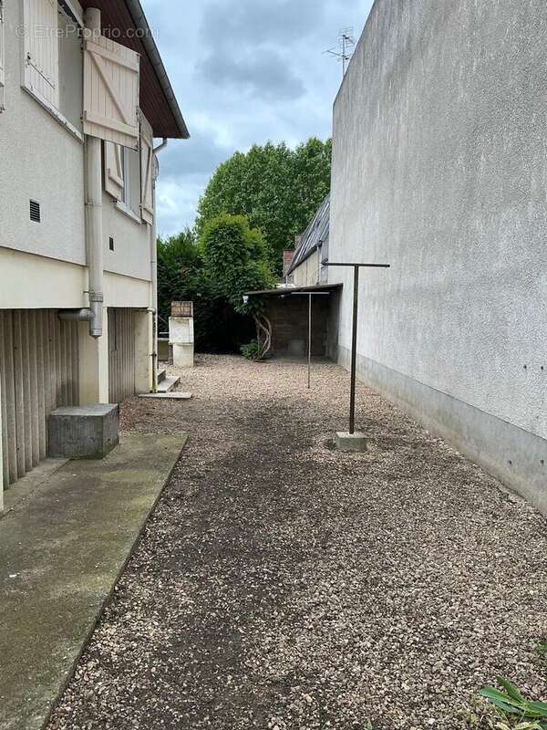 Photo 2 - Maison à VIERZON