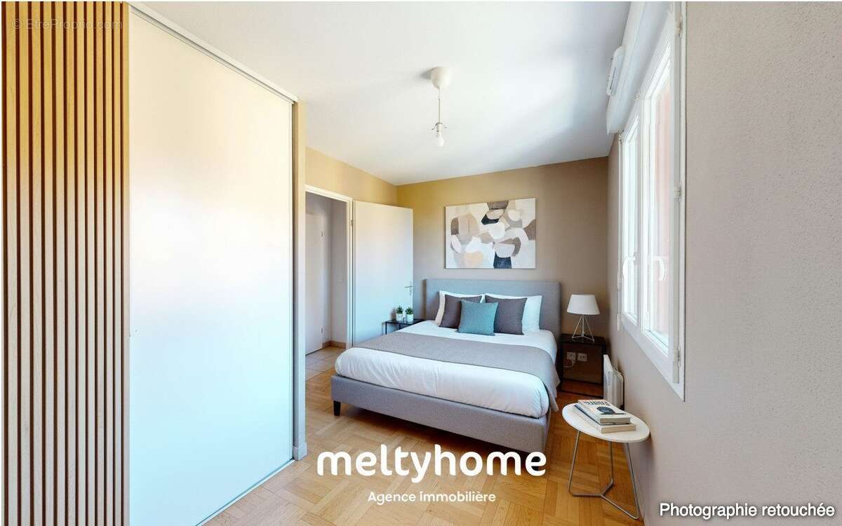 Appartement à LA RIVIERE-SAINT-SAUVEUR