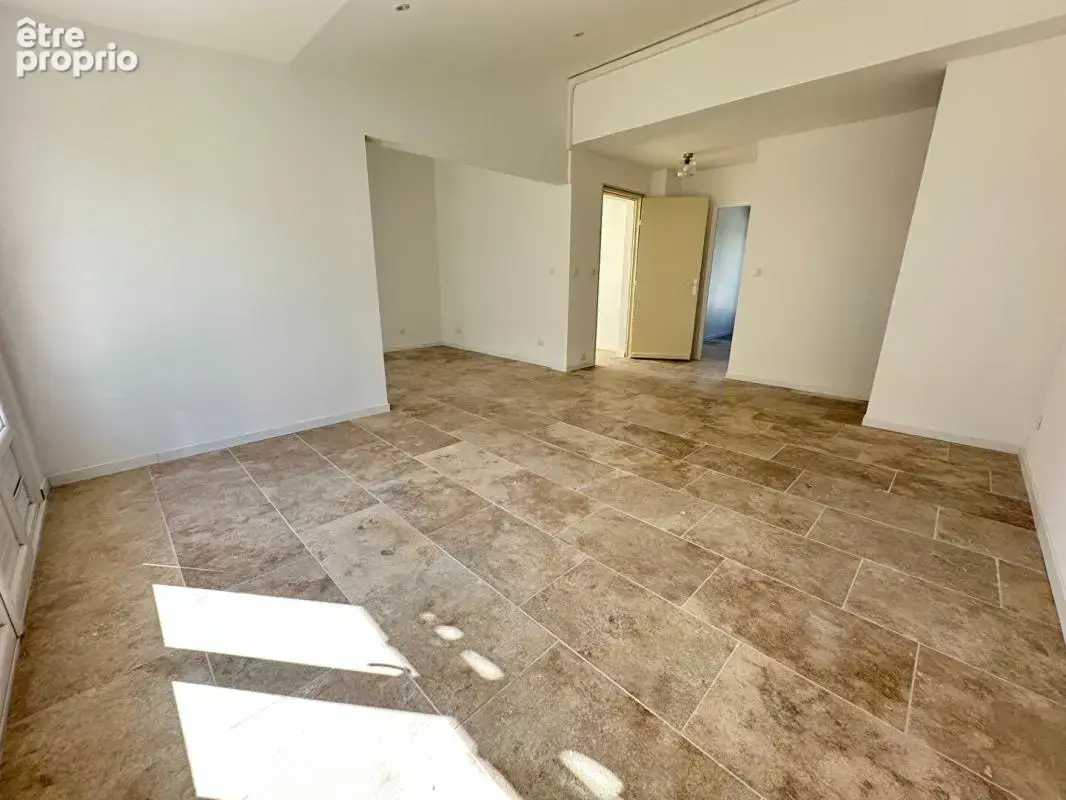 Miramas maison T4 de plain-pied entièrement rénové - photo 5