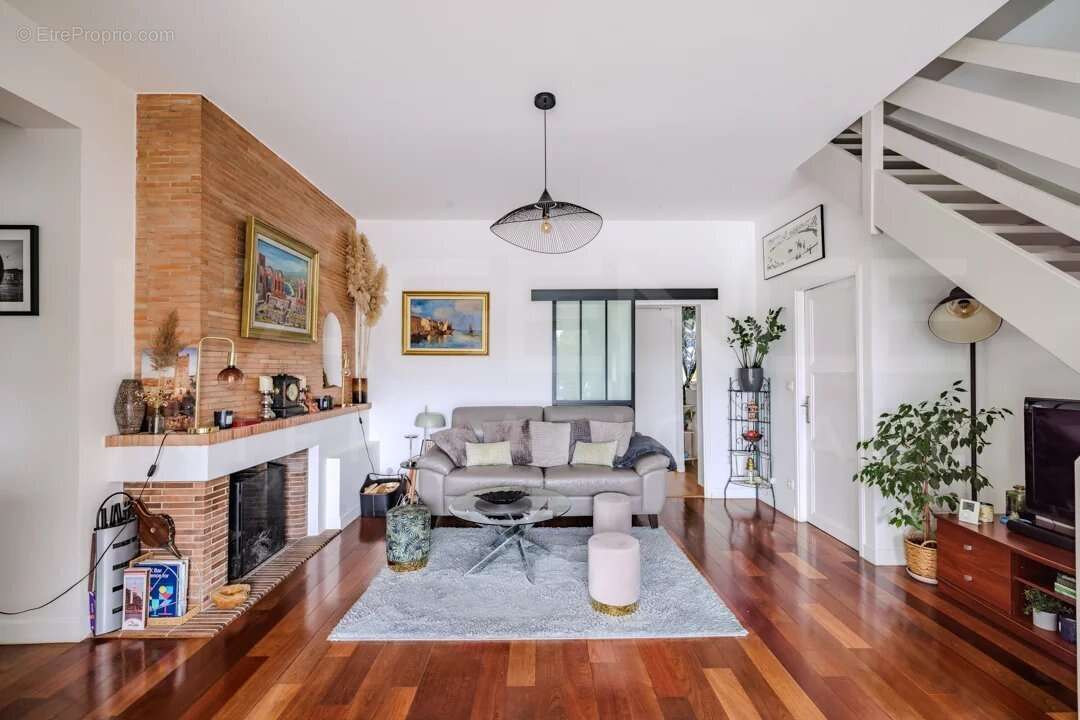 Maison à VAUX-SUR-SEINE