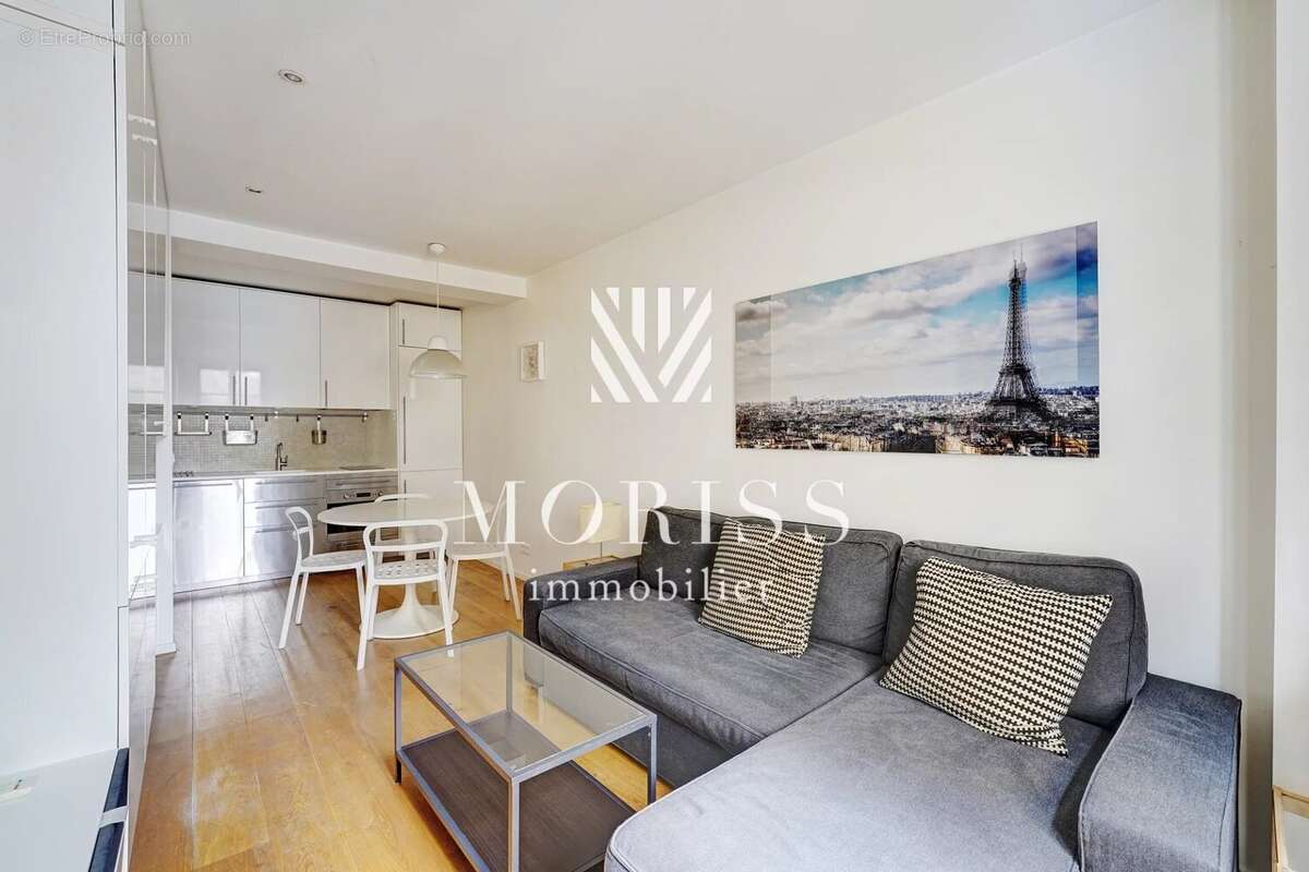 Appartement à PARIS-17E