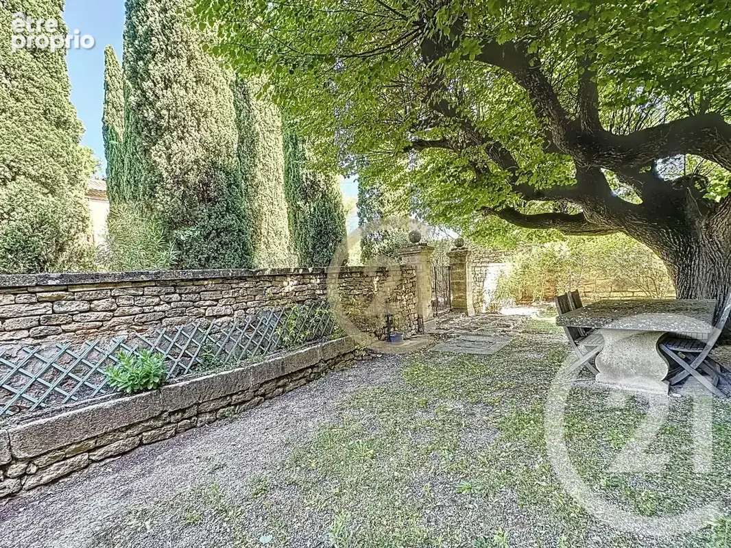 Maison 12 pièces 222 m² à vendre à Vers-Pont-Du-Gard (30210) - photo 4
