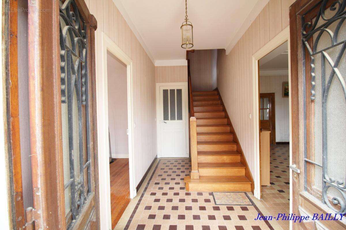 Maison à vendre 10 pièces, 214m², BORDES (64) - photo 4