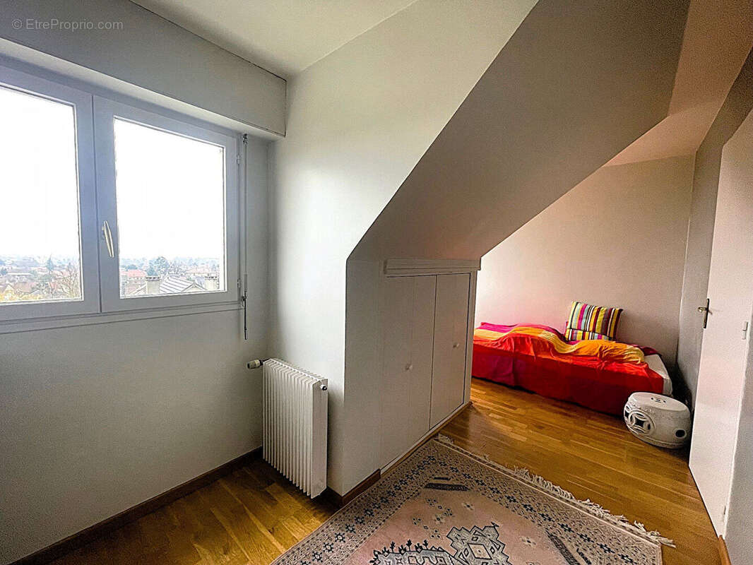 Maison à SAINT-LEU-LA-FORET