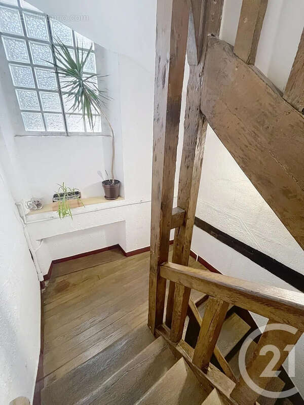 Appartement à BRIE-COMTE-ROBERT