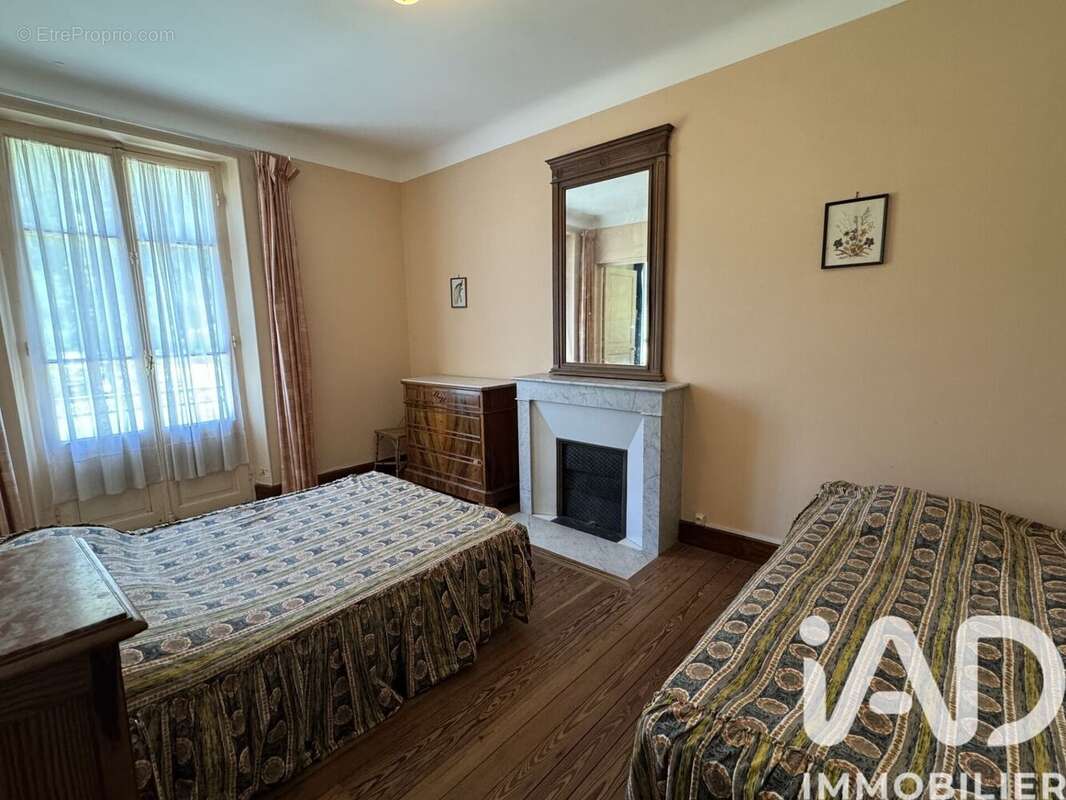 Maison 200 m² à Abries  - photo 8