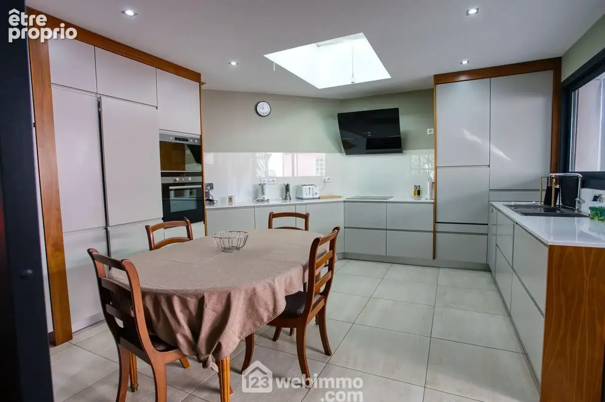 Maison 6 pièces 127 m² à vendre à Nieul-Sur-Mer (17137) - photo 7
