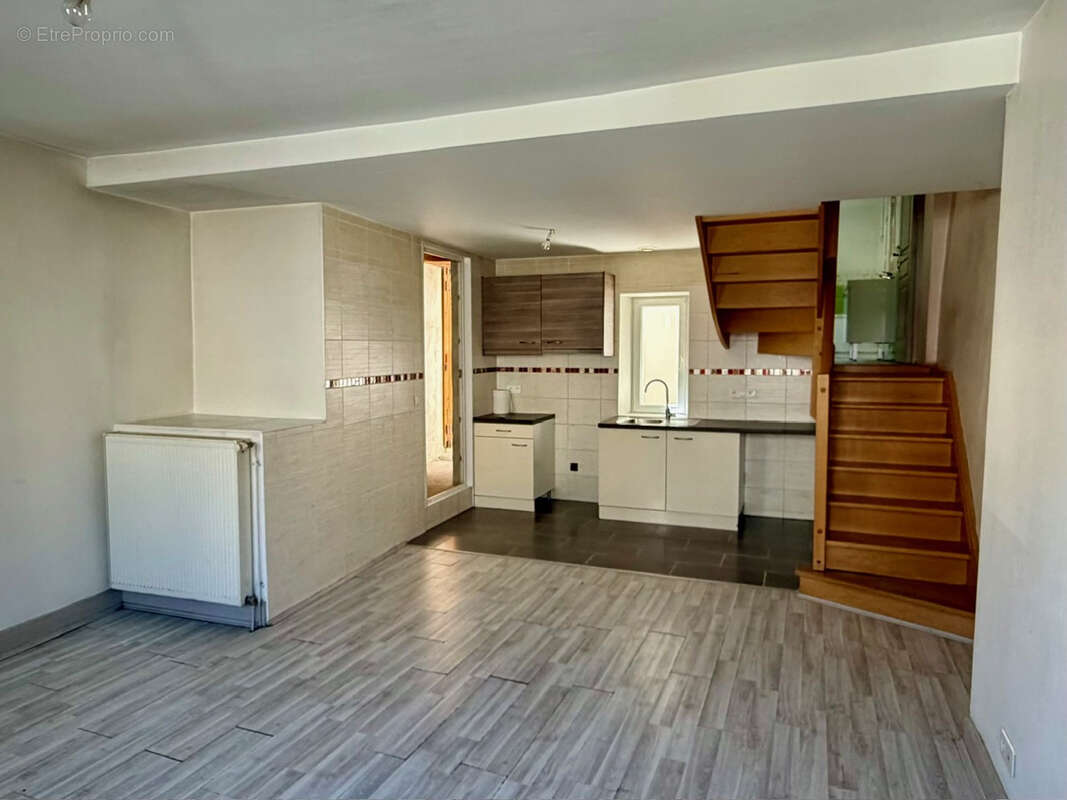 Maison à COURPIERE