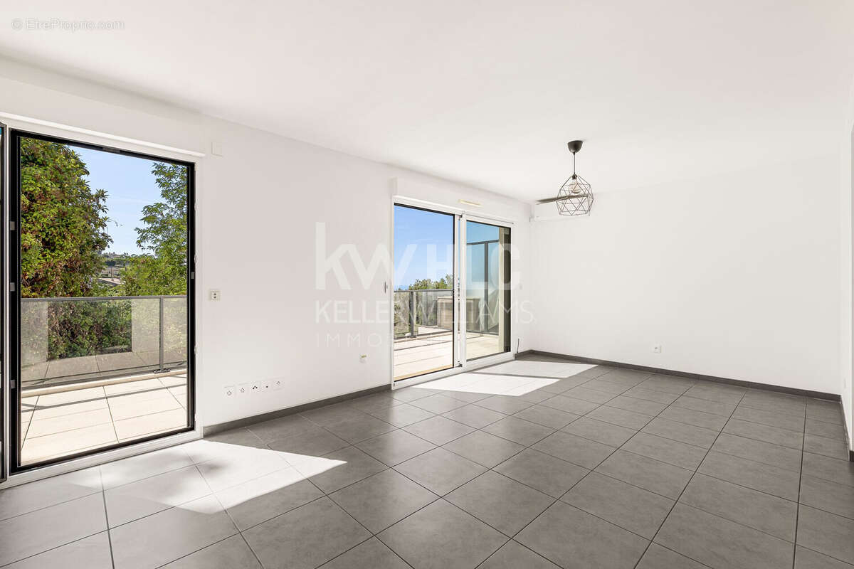 Appartement 64 m² à Nice  - photo 4