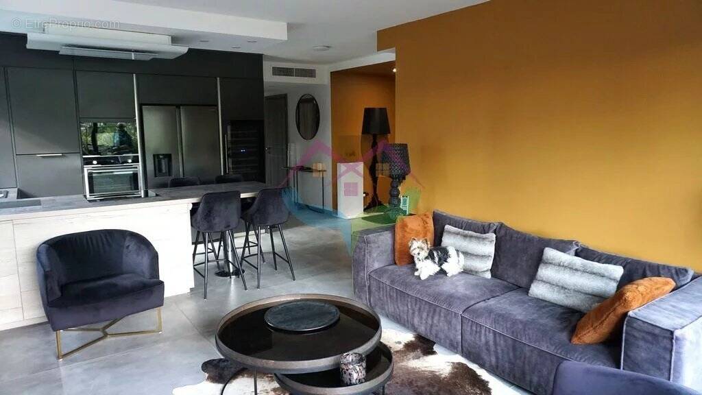 Appartement à SAINT-RAPHAEL