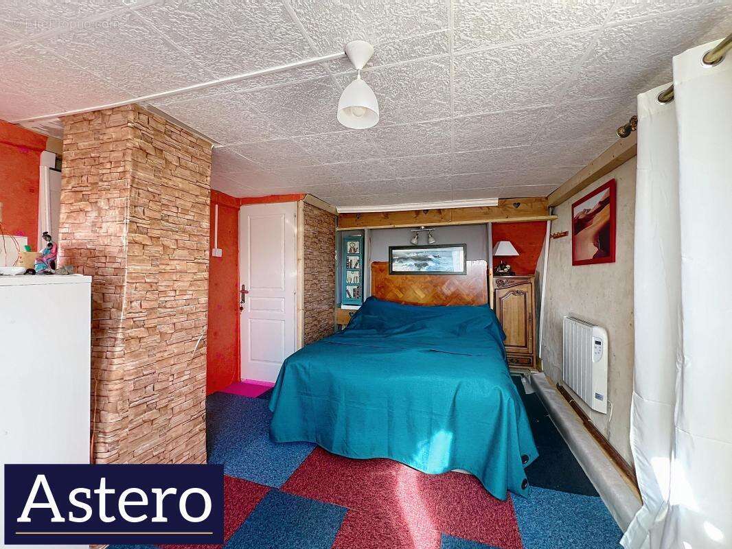 Maison à NOYAL-CHATILLON-SUR-SEICHE