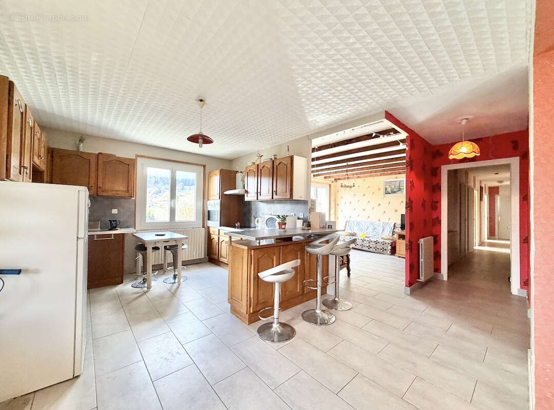 Appartement de type t3 bis de 90,7m2 a viuz en sallaz avec garage et jardin - photo 2